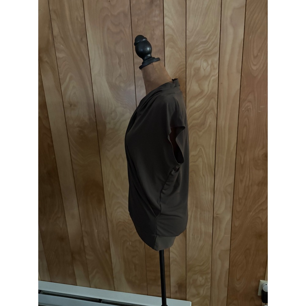 New York & Company Brown Sleeveless Draped Surplice Wrap Blouse Medium Office - Picture 2 of 6